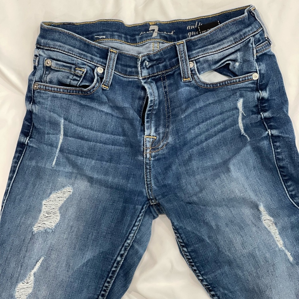 Skinny jeans